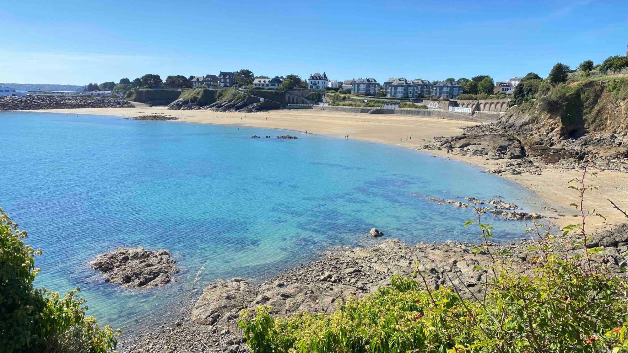 Residence Des 3 Iles, En Plein Centre-Ville, A 5 Min Des Plages, 3 Appartements Neufs Étables 외부 사진